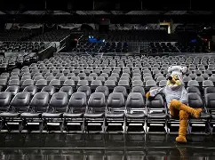 天行网址 -意甲倒计时；圣安东尼奥马刺今夜调整名单；细节引发关注；悬念犹存；轮换策略成焦点的简单介绍